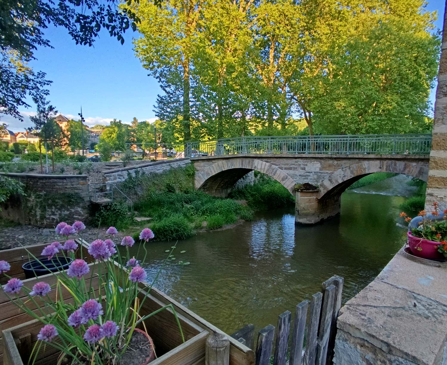 Le logis de la Promenade : gîtes / maison en location à Charolles, location de vacances ou week-end.